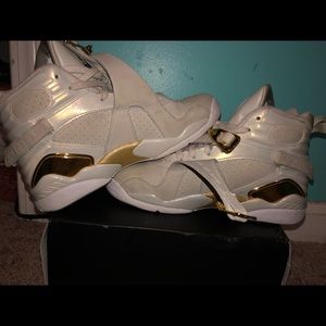 Jordan 8 "Champagne"